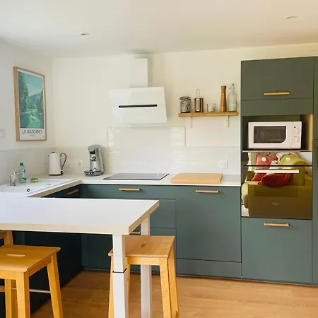 Дом отдыха D Anglade *