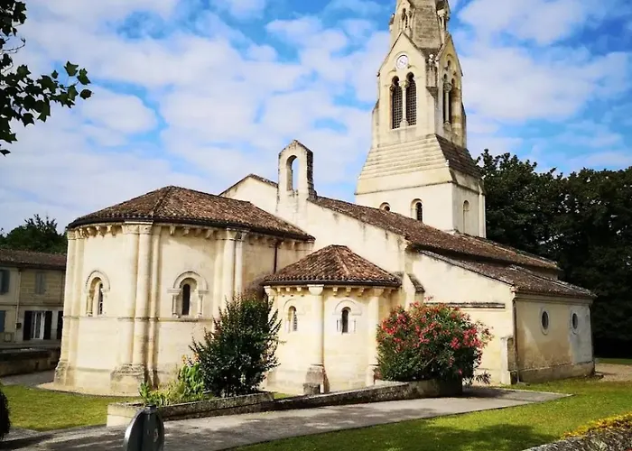 D Anglade Semesterbostad *